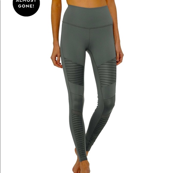 ALO Yoga Pants - NWOT Alo Yoga High Waisted Moto Legging